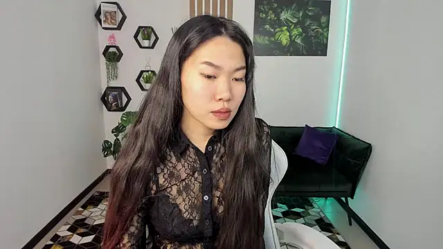 Snapshot of LunaPurrr chatting on November 22, 1:26 am LunaPurrr online show from November 22, 1:26 am