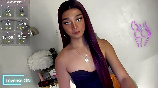 Snapshot of TrinityFucksYou chatting on October 22, 3:01 pm TrinityFucksYou online show from October 22, 3:01 pm