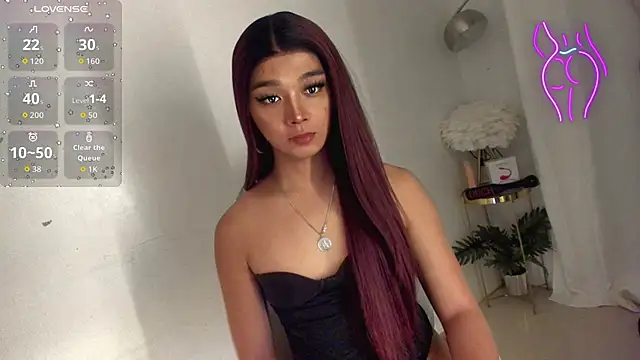 Snapshot of TrinityFucksYou chatting on November 27, 5:04 pm TrinityFucksYou online show from November 27, 5:04 pm