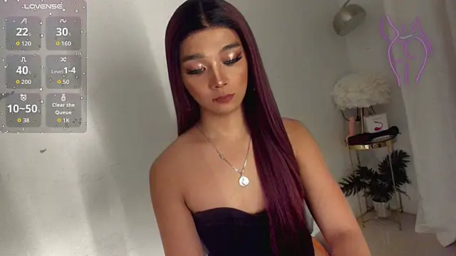 Snapshot of TrinityFucksYou chatting on November 30, 2:43 pm TrinityFucksYou online show from November 30, 2:43 pm