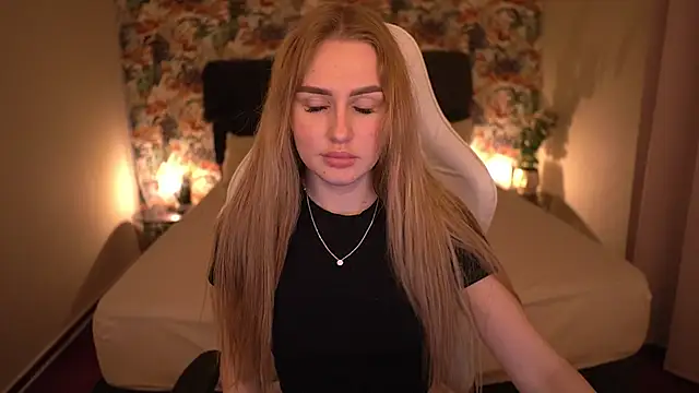 GabriellaJass online show from December 2, 2:56 pm