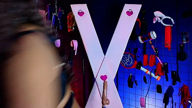 MrEbonybdsm online show from March 12, 3:34 am