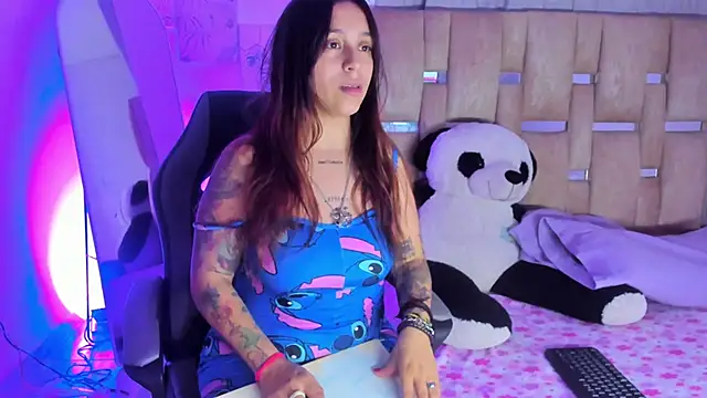 JulianaCarter online show from October 16, 7:59 pm