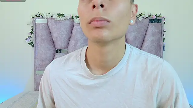 lana and liam  online show from November 15, 10:34 am