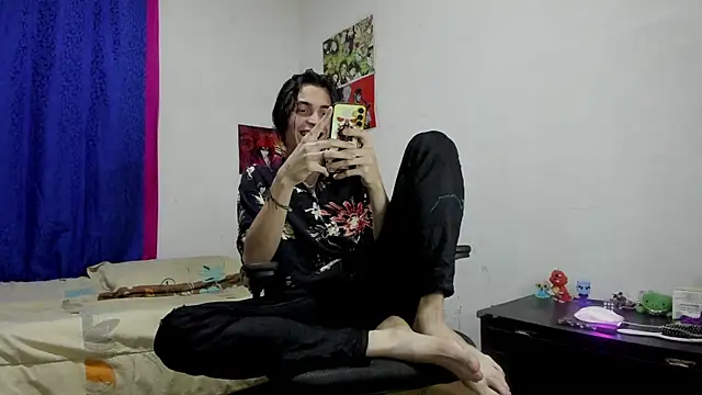 golden ryyan online show from November 30, 12:58 am