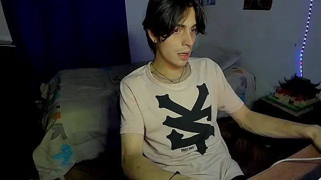 golden ryyan online show from March 11, 6:03 pm