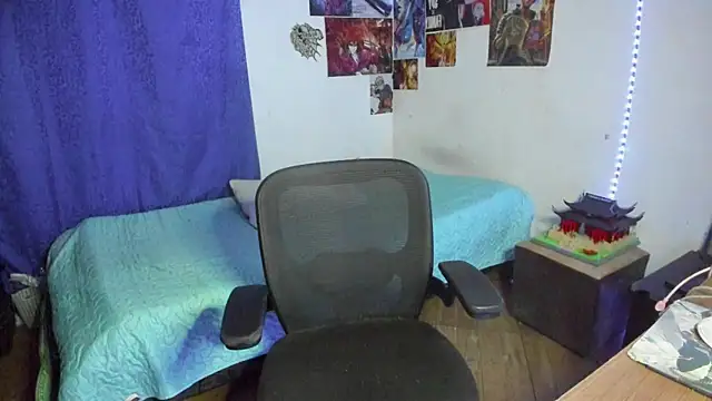 golden ryyan online show from April 26, 6:44 am