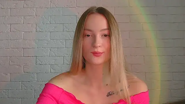 Snapshot of Alice_Sweet_01 chatting on November 20, 11:43 am Alice Sweet 01 online show from November 20, 11:43 am