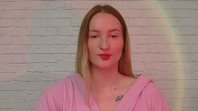 Snapshot of Alice_Sweet_01 chatting on December 1, 2:11 pm Alice Sweet 01 online show from December 1, 2:11 pm