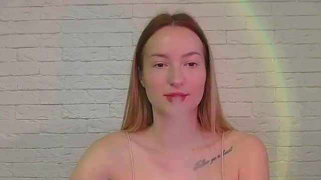 Snapshot of Alice_Sweet_01 chatting on December 5, 1:31 pm Alice Sweet 01 online show from December 5, 1:31 pm