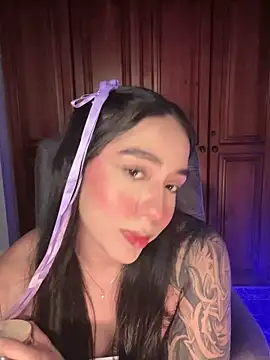 KaditaNavarro online show from March 4, 11:11 pm