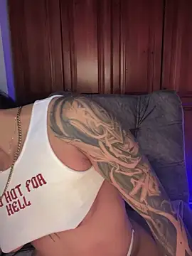 KaditaNavarro online show from March 14, 3:50 pm