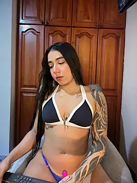 KaditaNavarro online show from May 31, 2:57 pm