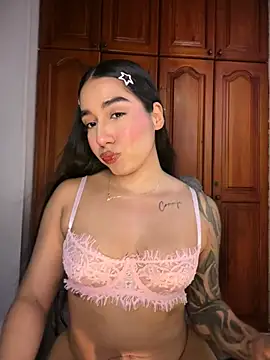 KaditaNavarro online show from July 28, 10:20 pm