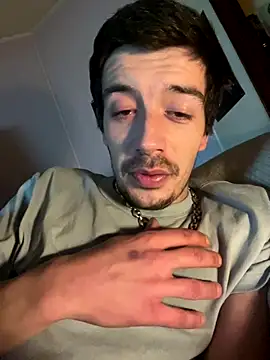 Snapshot of gb7572 chatting on November 22, 12:53 am gb7572 online show from November 22, 12:53 am