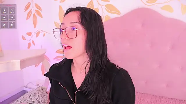 Ginevra esposito online show from March 9, 1:15 pm