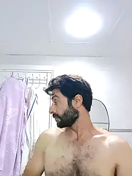 Snapshot of alex10alexx chatting on September 28, 10:42 am alex10alexx online show from September 28, 10:42 am