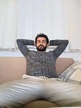 Snapshot of alex10alexx chatting on September 29, 8:35 pm alex10alexx online show from September 29, 8:35 pm