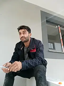 Snapshot of alex10alexx chatting on October 16, 11:00 am alex10alexx online show from October 16, 11:00 am