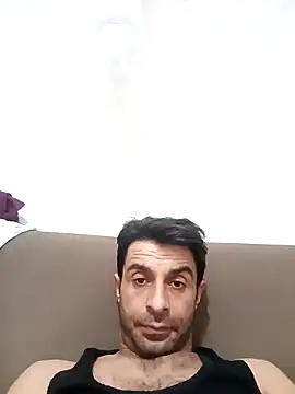 Snapshot of alex10alexx chatting on November 1, 11:18 pm alex10alexx online show from November 1, 11:18 pm