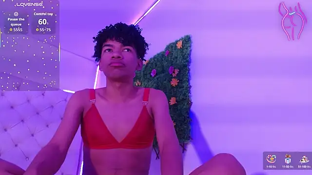 Snapshot of Ivone_Rose_ chatting on October 4, 12:36 pm Ivone Rose online show from October 4, 12:36 pm