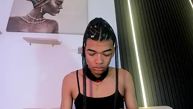 Snapshot of Ivone_Rose_ chatting on November 28, 12:19 pm Ivone Rose online show from November 28, 12:19 pm