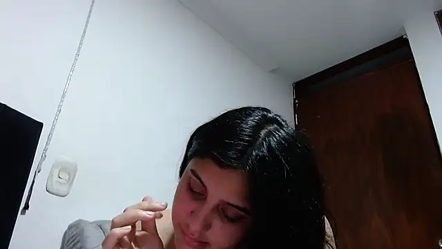 Snapshot of Electraweb_09 chatting on October 9, 9:35 pm Electraweb 09 online show from October 9, 9:35 pm