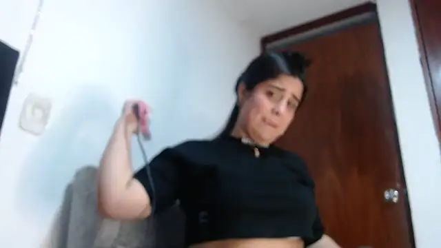 Snapshot of Electraweb_09 chatting on October 25, 2:19 am Electraweb 09 online show from October 25, 2:19 am