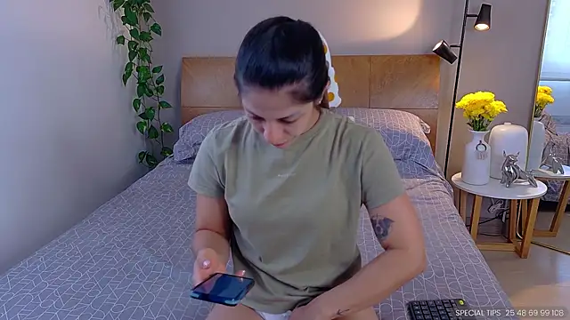 Snapshot of sarah_rayy chatting on September 25, 7:39 pm sarah rayy online show from September 25, 7:39 pm