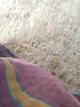 Snapshot of kamal00073 chatting on March 26, 11:38 am kamal00073 online show from March 26, 11:38 am