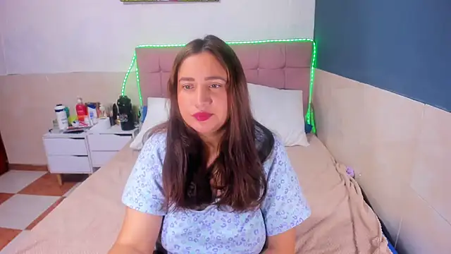 Arianna Hot777 online show from December 16, 5:12 am