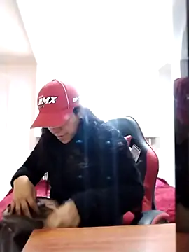 Raven Rouge  online show from February 10, 8:35 pm