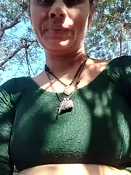 Hot-ilaiy online show from December 17, 6:41 am