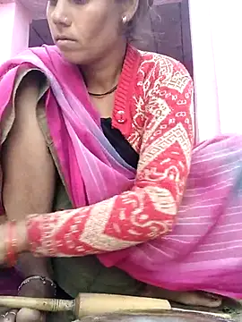 Hot-ilaiy online show from February 6, 3:33 am