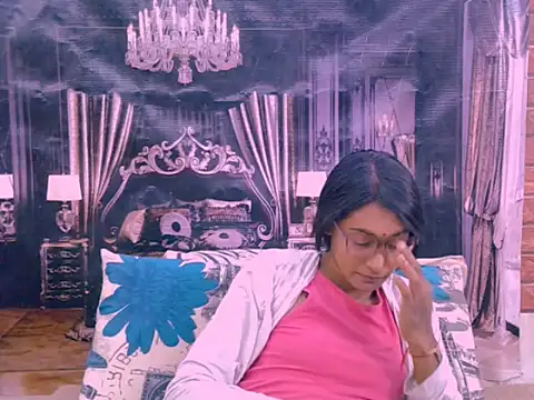 Snapshot of IndianRebel4u2Luv chatting on July 15, 10:37 pm IndianRebel4u2Luv online show from July 15, 10:37 pm