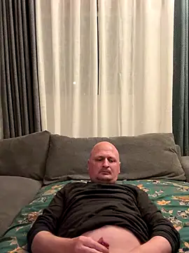 Attila120 online show from December 14, 12:38 am