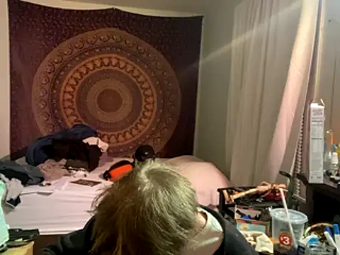 Snapshot of XanderOzzz chatting on November 4, 10:58 am XanderOzzz online show from November 4, 10:58 am