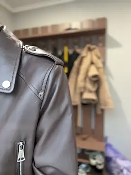 Snapshot of bigJuicyPussy chatting on March 10, 1:16 pm bigJuicyPussy online show from March 10, 1:16 pm