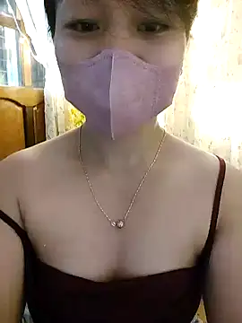 Laurie369 online show from September 25, 4:32 pm