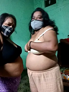 LoveOnStream online show from November 2, 3:36 pm