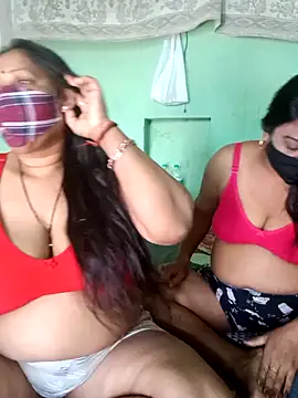 LoveOnStream online show from March 28, 9:20 am