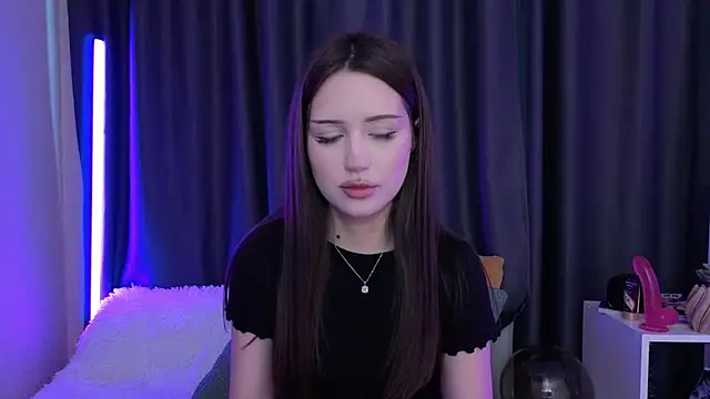 BlackEyesGirl online show from June 10, 6:45 am