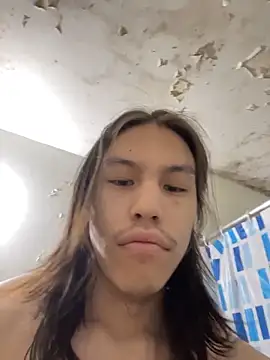 heytherepeoples717 online show from April 9, 11:26 am