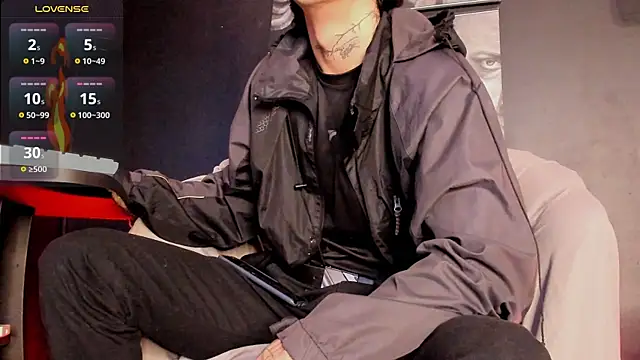 jett savage online show from November 10, 1:43 pm