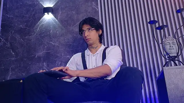 jett savage online show from December 22, 1:41 pm