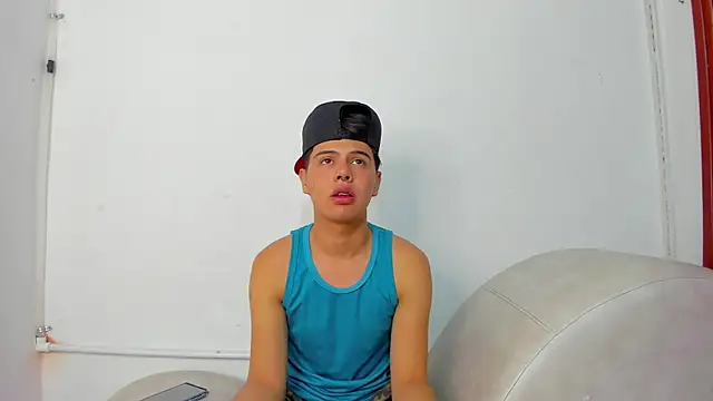 Snapshot of Felipe_Cold chatting on November 2, 2:36 am Felipe Cold online show from November 2, 2:36 am