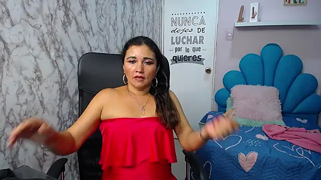 Snapshot of noelia_milf19 chatting on October 12, 8:46 am noelia milf19 online show from October 12, 8:46 am