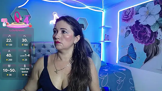 Snapshot of noelia_milf19 chatting on November 3, 3:19 am noelia milf19 online show from November 3, 3:19 am