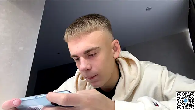 echowraith online show from October 12, 6:23 am