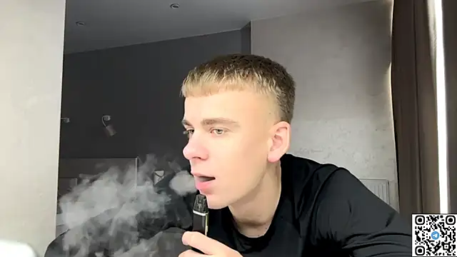 Snapshot of echowraith chatting on November 6, 11:33 am echowraith online show from November 6, 11:33 am